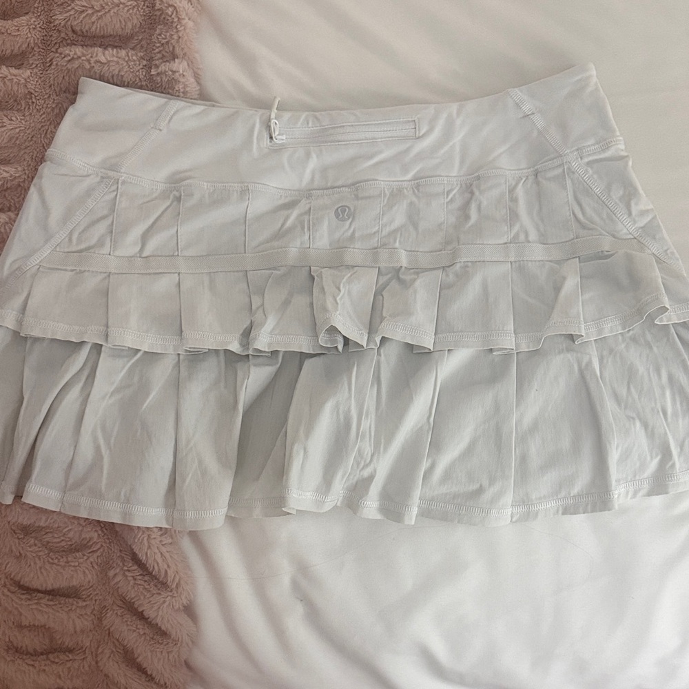 Lululemon White Ruffled Tennis Skirt